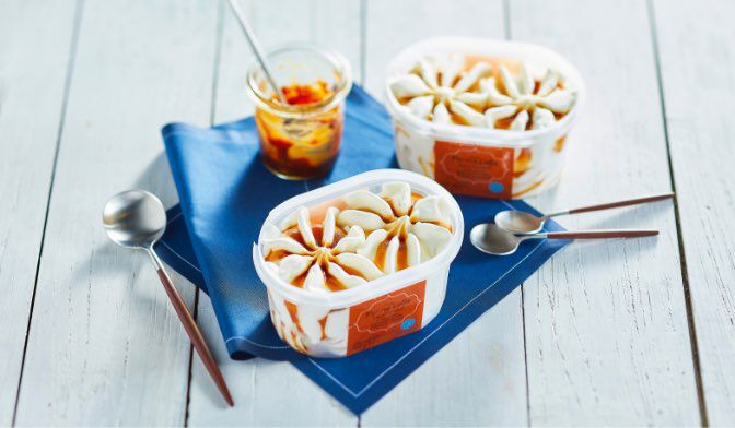 Façon panna cotta sauce caramel